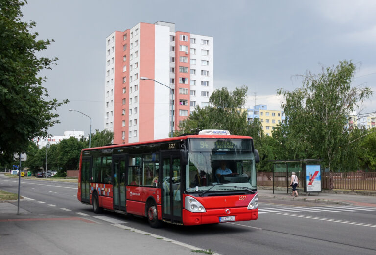 Výluka ŽSR preruší vlaky Bratislava-Petržalka – Rajka – Hegyeshalom, ZSSK nasadí náhradné autobusy