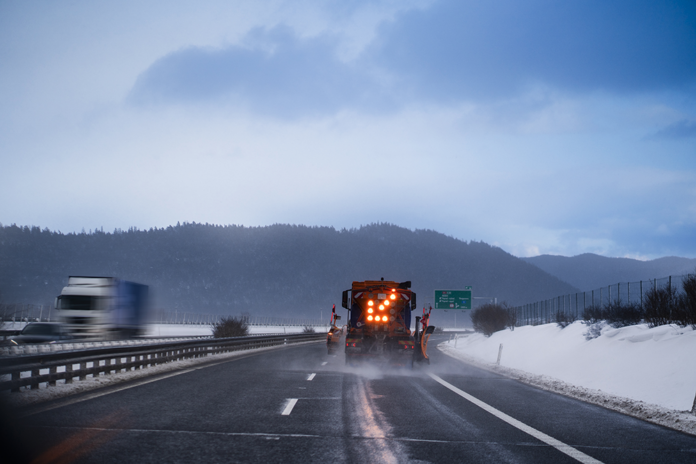 Zimná údržba na diaľnici