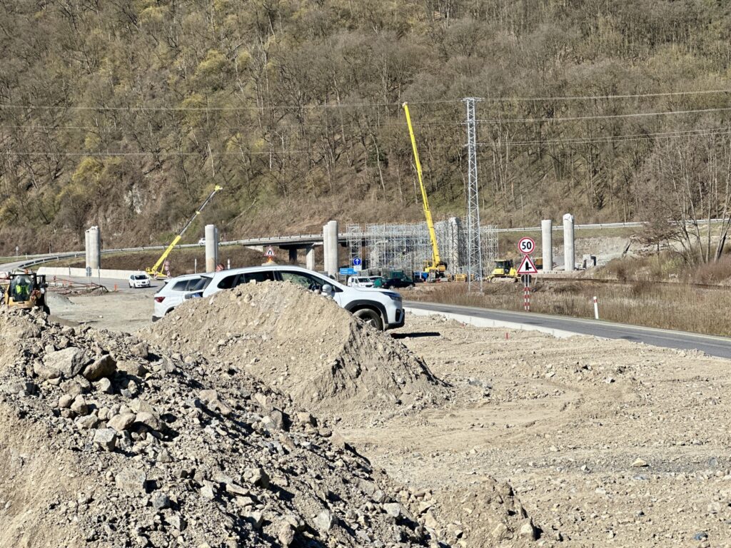 Výstavba rýchlostnej cesty R1 pri Banskej Bystrici. Foto: Ján Nosko