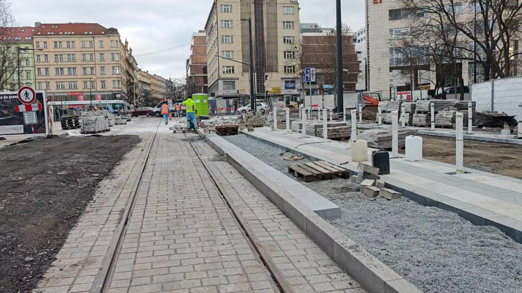 Električková trať na Václavskom námestí v Prahe