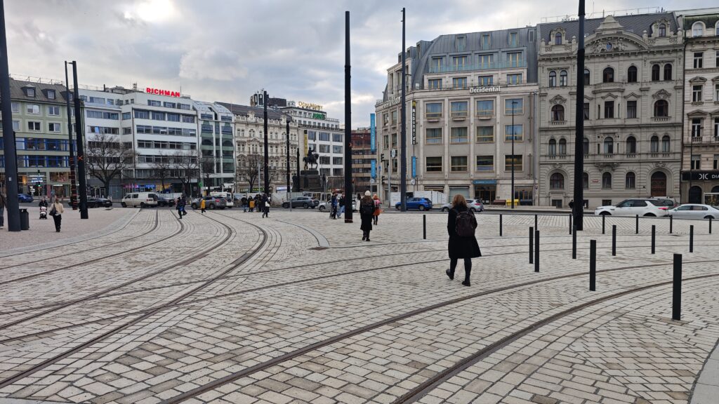 Električková trať na Václavskom námestí v Prahe