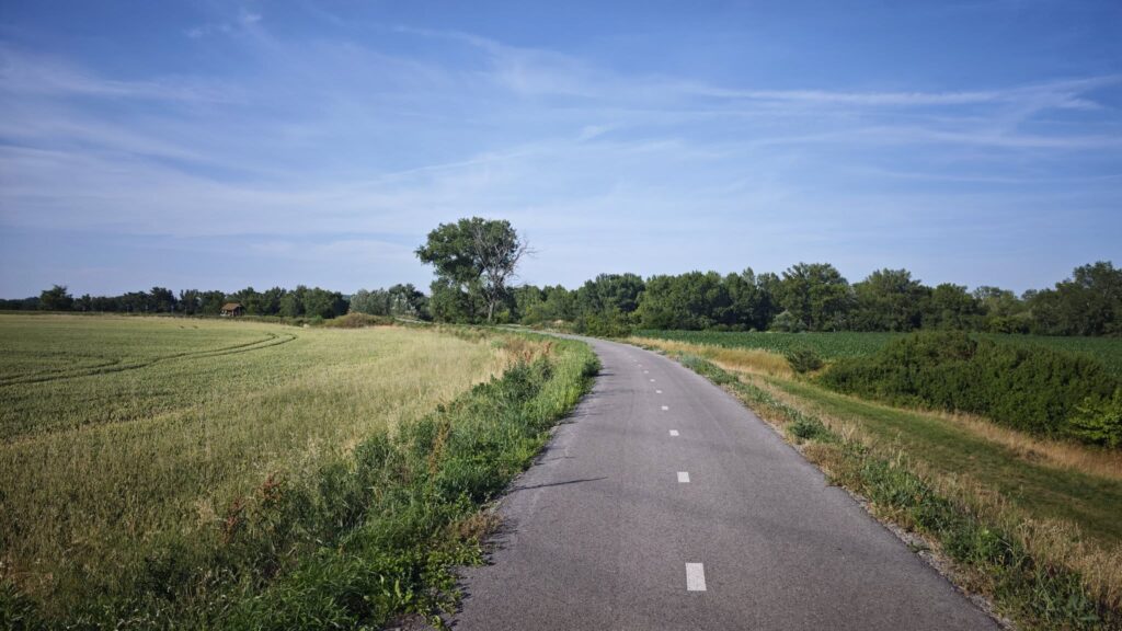 Cyklotrasa Siladice - Šúrovce. Foto: Michal Feik