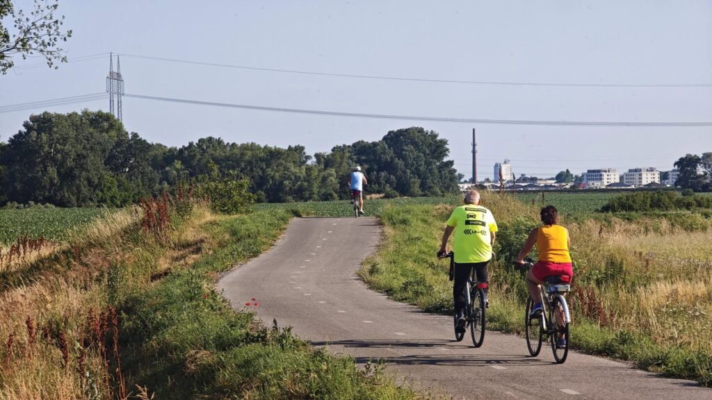 Cyklotrasa Siladice - Šúrovce. Foto: Michal Feik