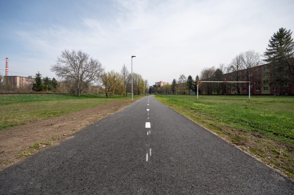 Nový cyklochodník v Partizánskom. Foto: STRABAG Slovensko