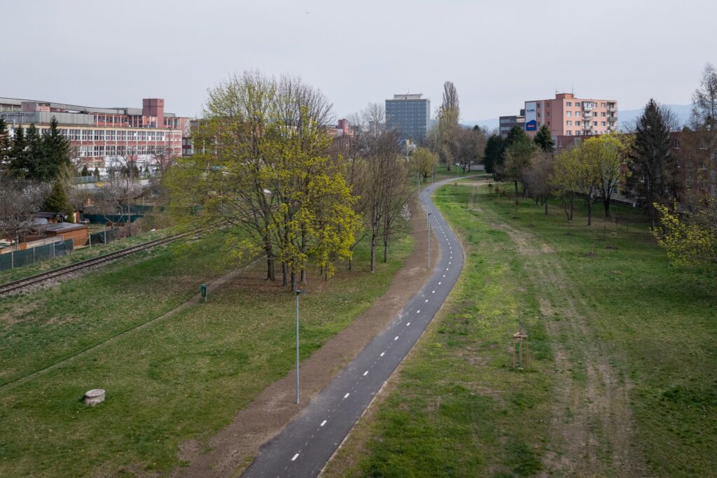 Nový cyklochodník v Partizánskom. Foto: STRABAG Slovensko