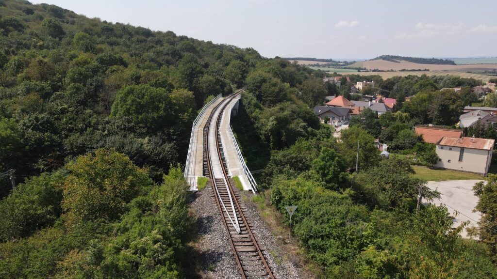 Viadukt pri Podhoranoch