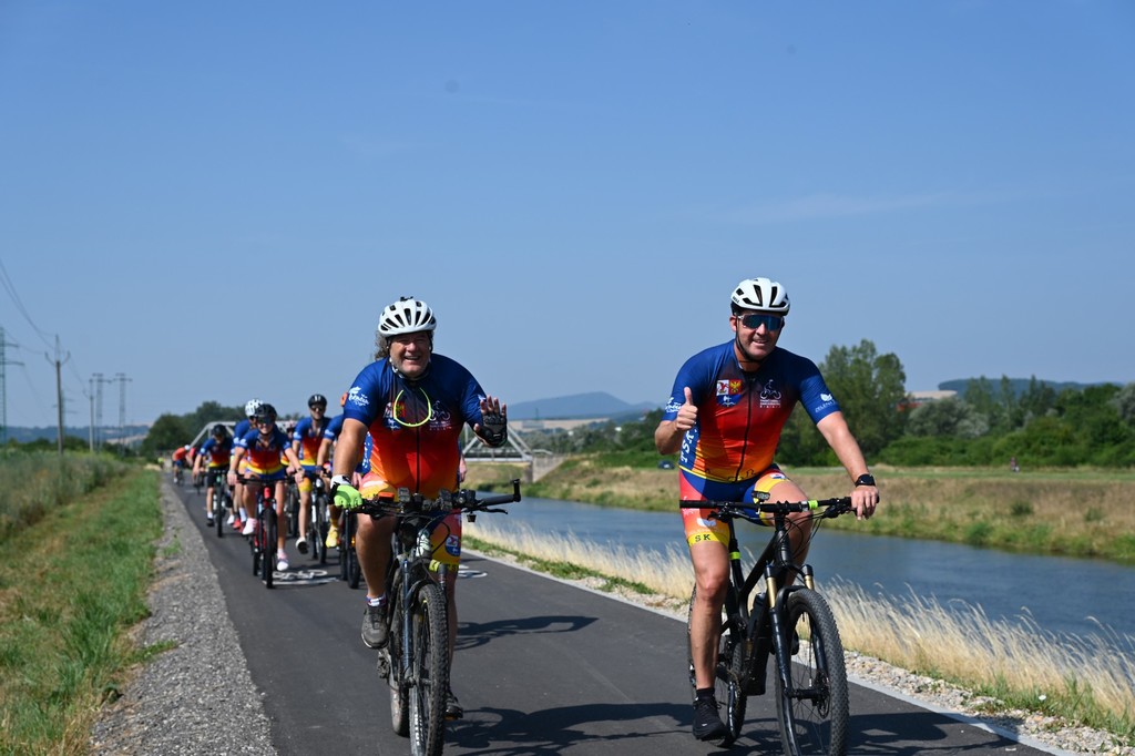 Vážska cyklomagistrála Nemšová - Košeca