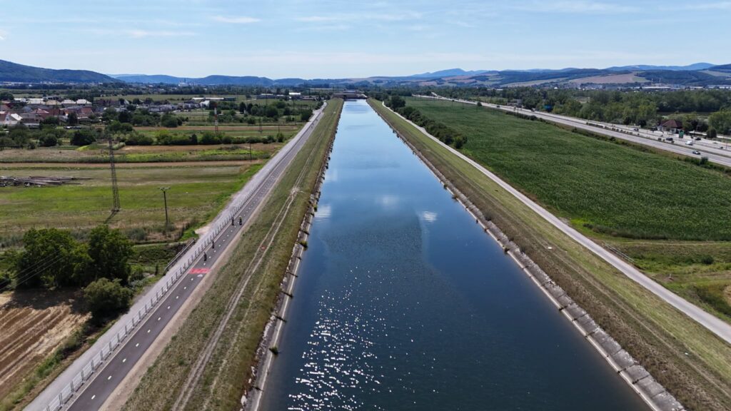 Vážska cyklomagistrála Nemšová - Košeca