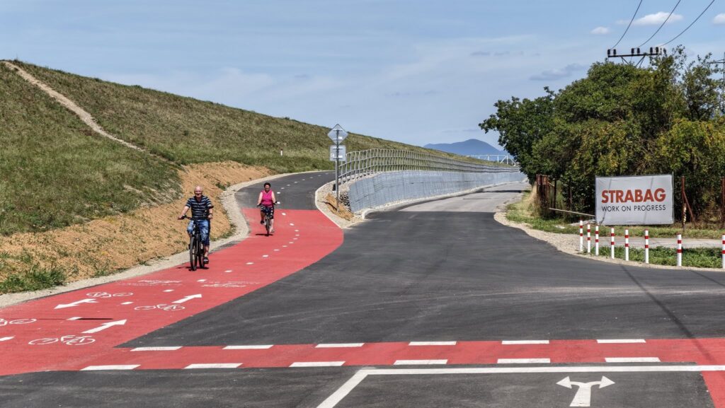 Vážska cyklomagistrála Nemšová - Košeca
