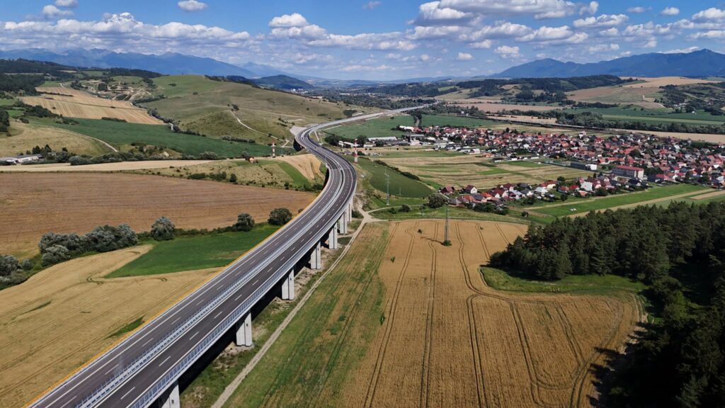 Diaľnica D1 Hubová - Ivachnová