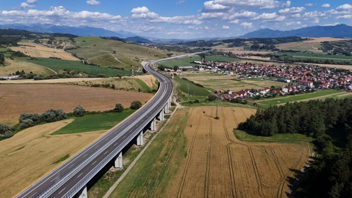 Diaľnica D1 Hubová - Ivachnová