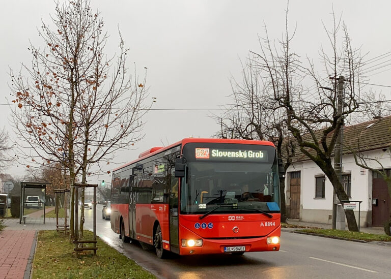 Vajnory: linky 53, 525 a 527 budú v sobotu dočasne obsluhovať zastávku MiÚ Vajnory v náhradných polohách